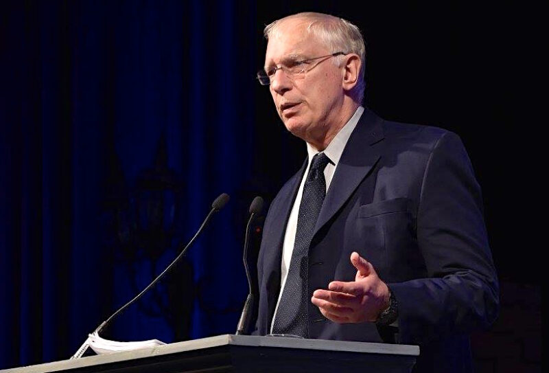 Doug Casey, zöld politikusok