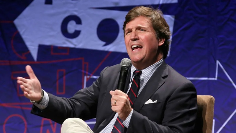 Carlson Tucker szerint a CIA hozta létre a Bitcoint