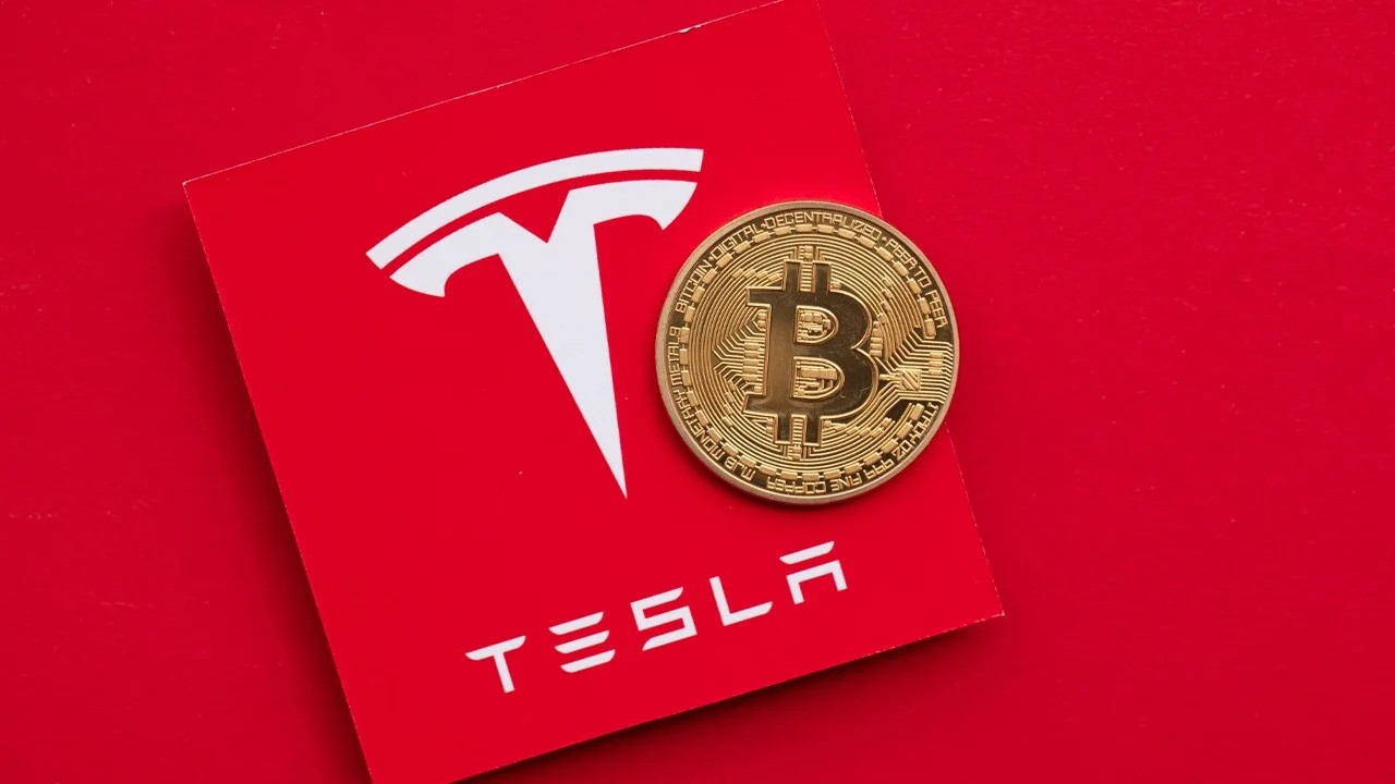 Tesla Bitcoin tranzakció