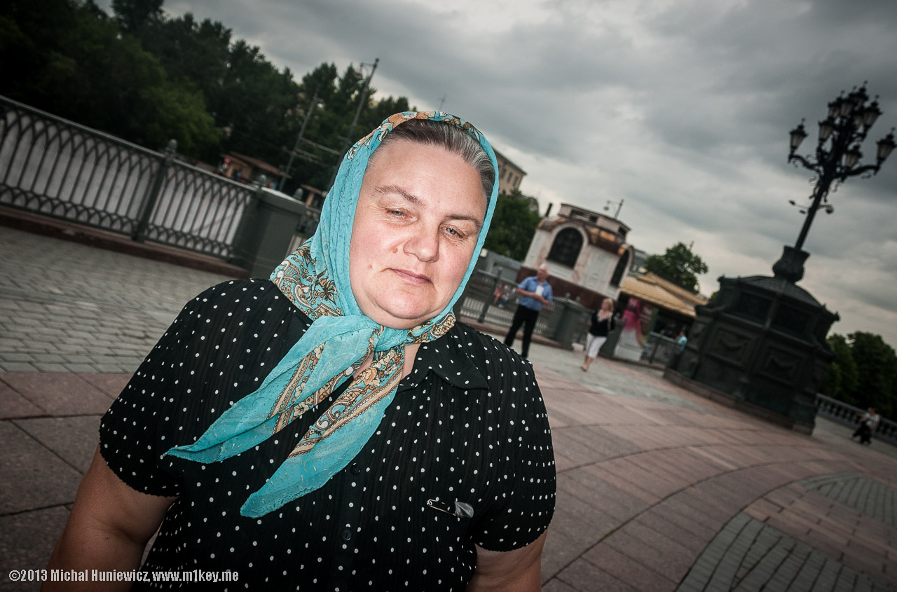 Bitmama: az orosz babushka, aki tízezreket kopasztott meg